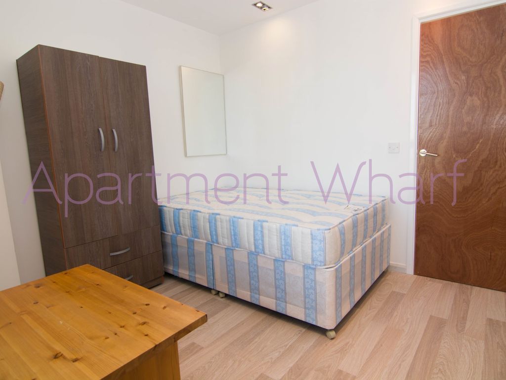 Room to rent in City Tower City Tower, Limeharbour, Canary Wharf E14, £1,083 pcm