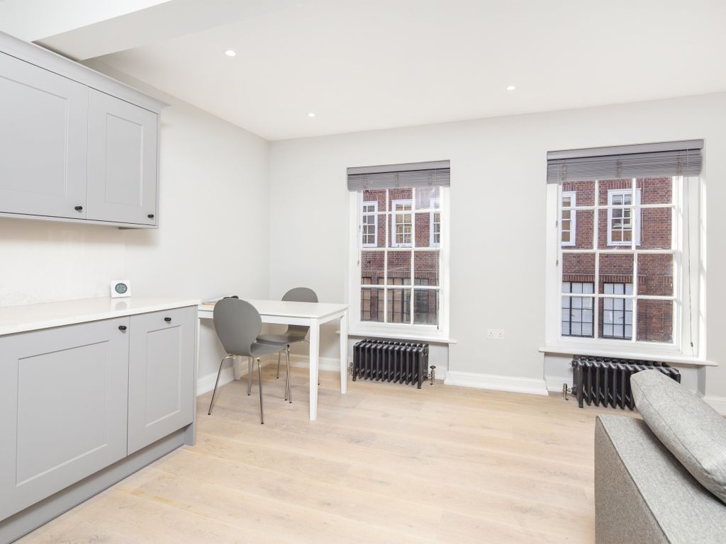 1 bed flat to rent in Earlham Street, London WC2H, £2,535 pcm