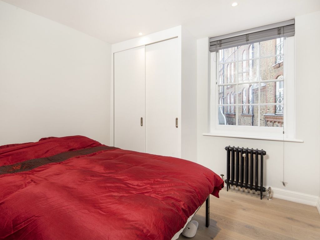 1 bed flat to rent in Earlham Street, London WC2H, £2,535 pcm