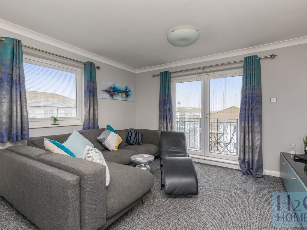 2 bed flat to rent in The Strand, Brighton Marina Village, Brighton BN2, £3,575 pcm