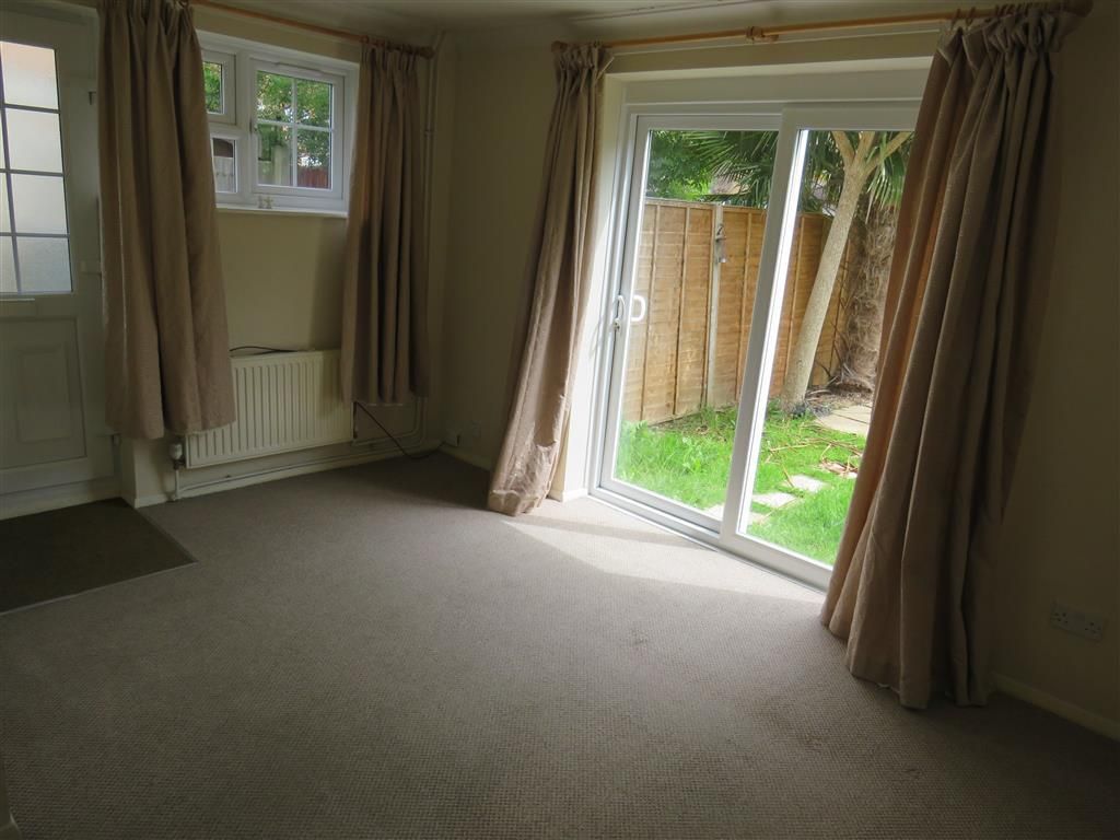 1 bed terraced house to rent in Falcon Way, Ashford TN23, £800 pcm