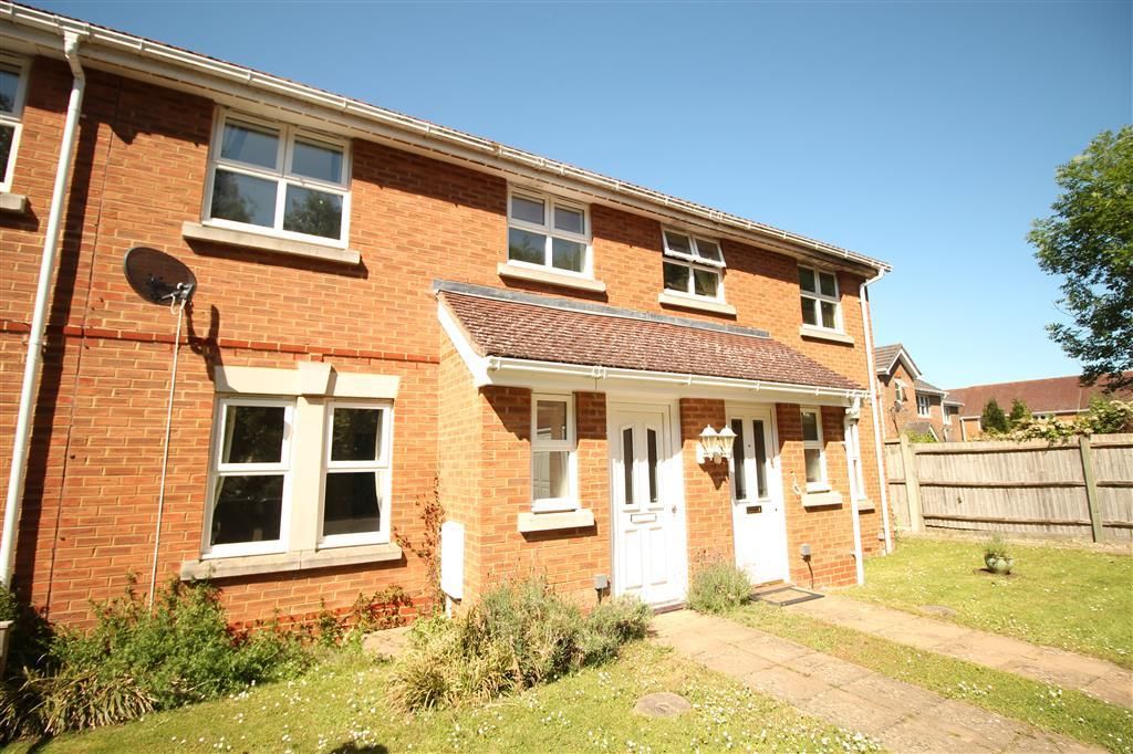 3 bed terraced house to rent in Christopher Bushell Way, Kennington, Ashford TN24, £1,350 pcm
