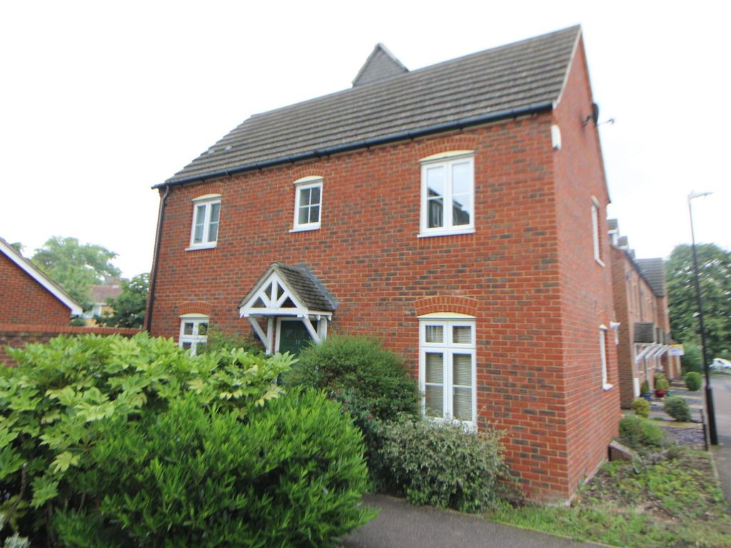 3 bed end terrace house to rent in Brampton Field, Ditton ME20, £1,600 pcm