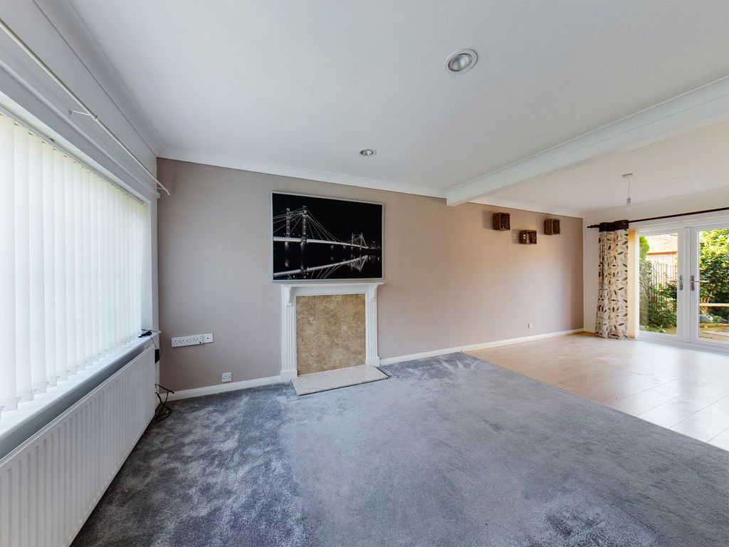 3 bed detached house to rent in Bridge Road, Doncaster DN4, £875 pcm