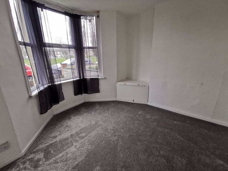 1 bed flat to rent in Bedwas Road, Caerphilly CF83, £695 pcm