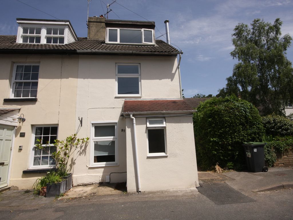3 bed end terrace house to rent in Lower Road, Salisbury SP2, £1,320 pcm