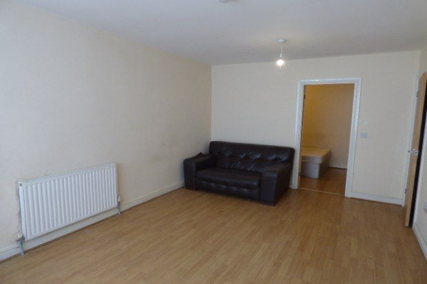 1 bed flat to rent in 63 Holt Road, Liverpool L7, £675 pcm