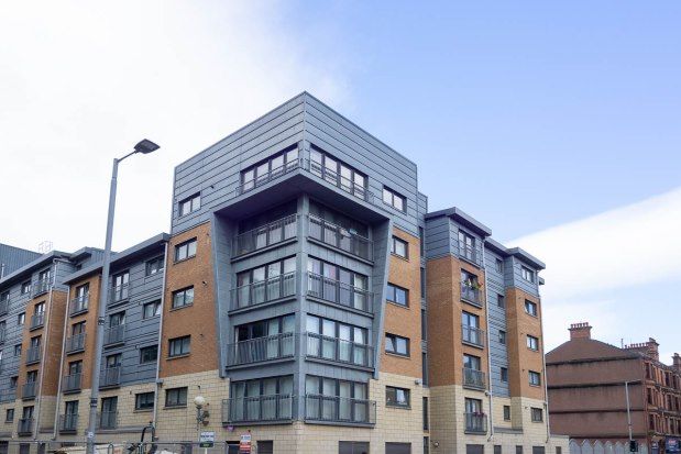 2 bed penthouse to rent in 356 Pollokshaws Road, Glasgow G41, £1,290 pcm