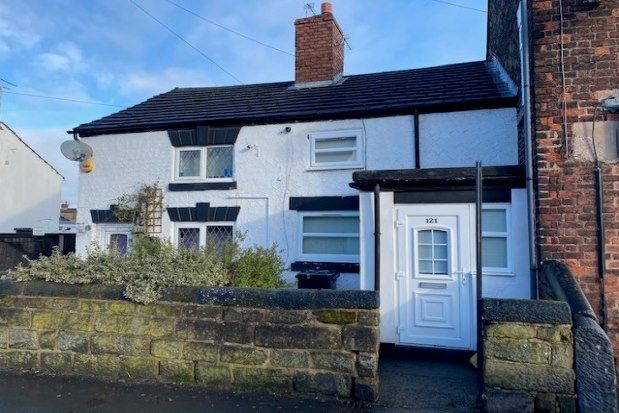 2 bed property to rent in Halton Road, Runcorn WA7, £700 pcm