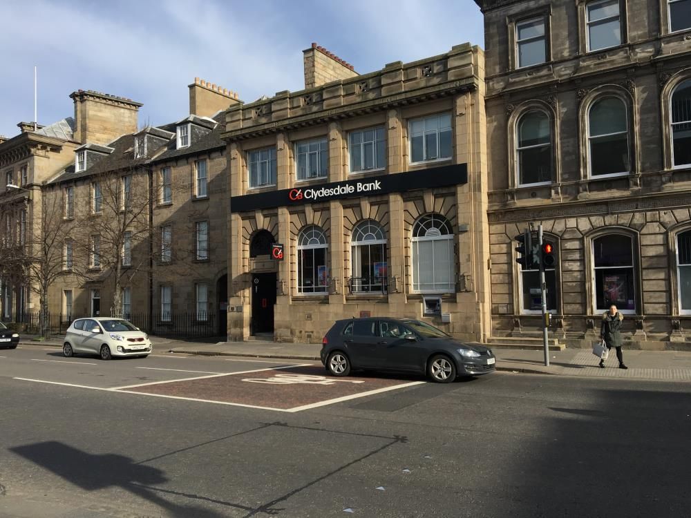 Retail premises to let in 4 Bernard Street, Leith EH6, £22,500 pa
