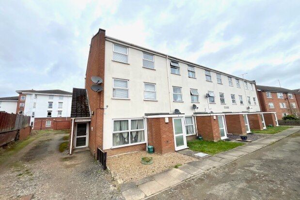 1 bed flat to rent in Redberry Court, Leamington Spa CV31, £750 pcm