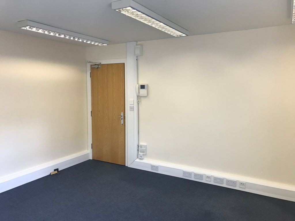 Office to let in Lorne Park Road, Bournemouth BH1, £6,000 pa