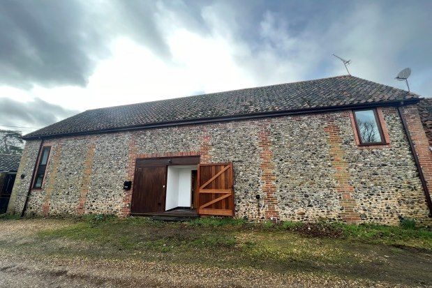 4 bed barn conversion to rent in Brandon Road, Thetford IP26, £1,500 pcm