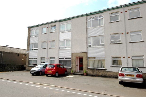 1 bed flat to rent in Wilson Street, Largs KA30, £530 pcm