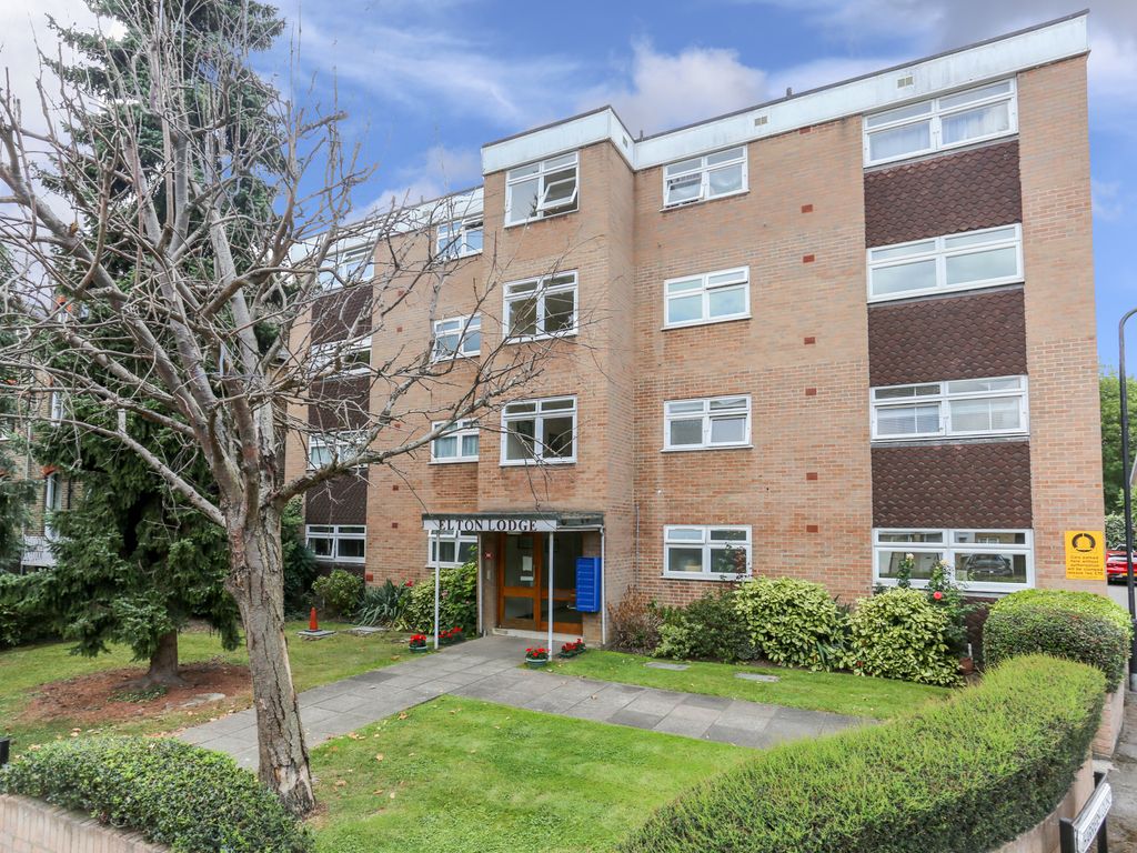 2 bed flat for sale in Elton Lodge, Florence Road, Ealing W5, £539,950