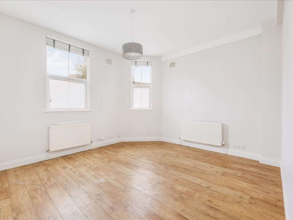 1 bed flat to rent in Northfield Avenue, London W13, £1,599 pcm