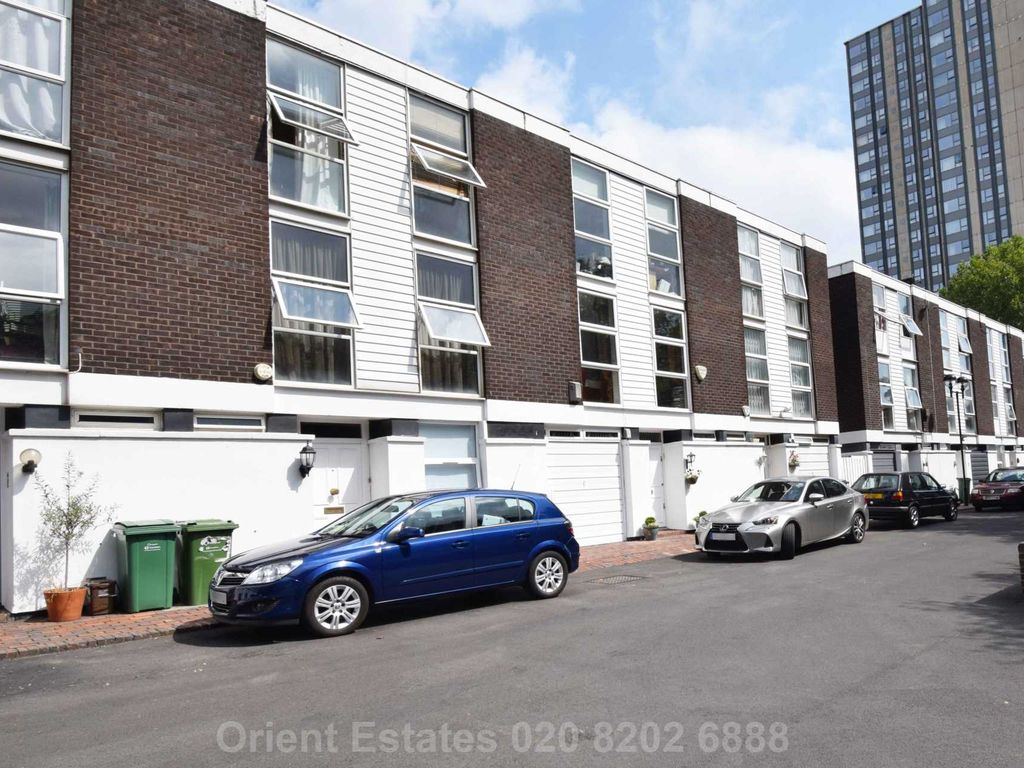 4 bed town house for sale in Hornby Close, Swiss Cottage NW3, £1,550,000