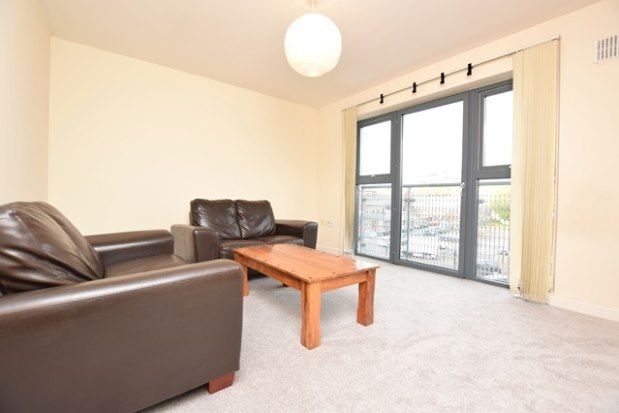 2 bed flat to rent in Cardigan House Block E, Sheffield S3, £900 pcm