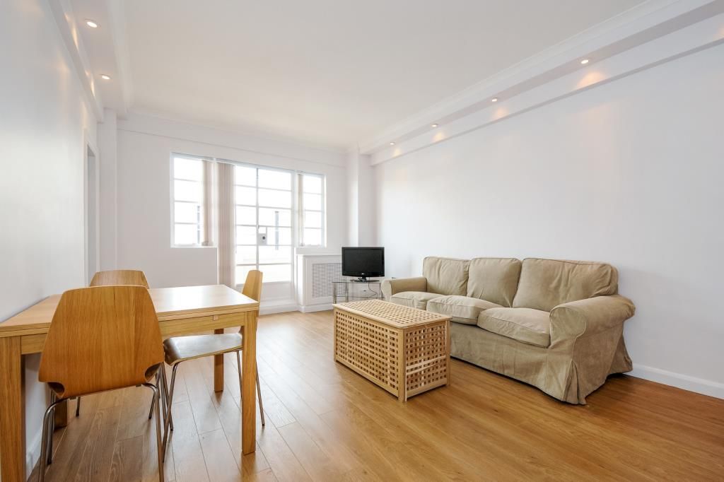 1 bed flat to rent in Broadwalk Court, Palace Gardens Terrace W8, £2,250 pcm