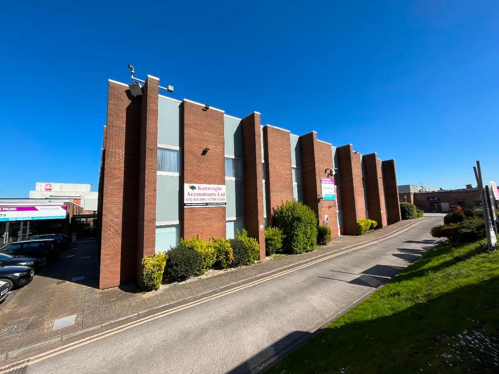 Office to let in Arrowe Brook Road, Wirral CH49, £8,807 pa