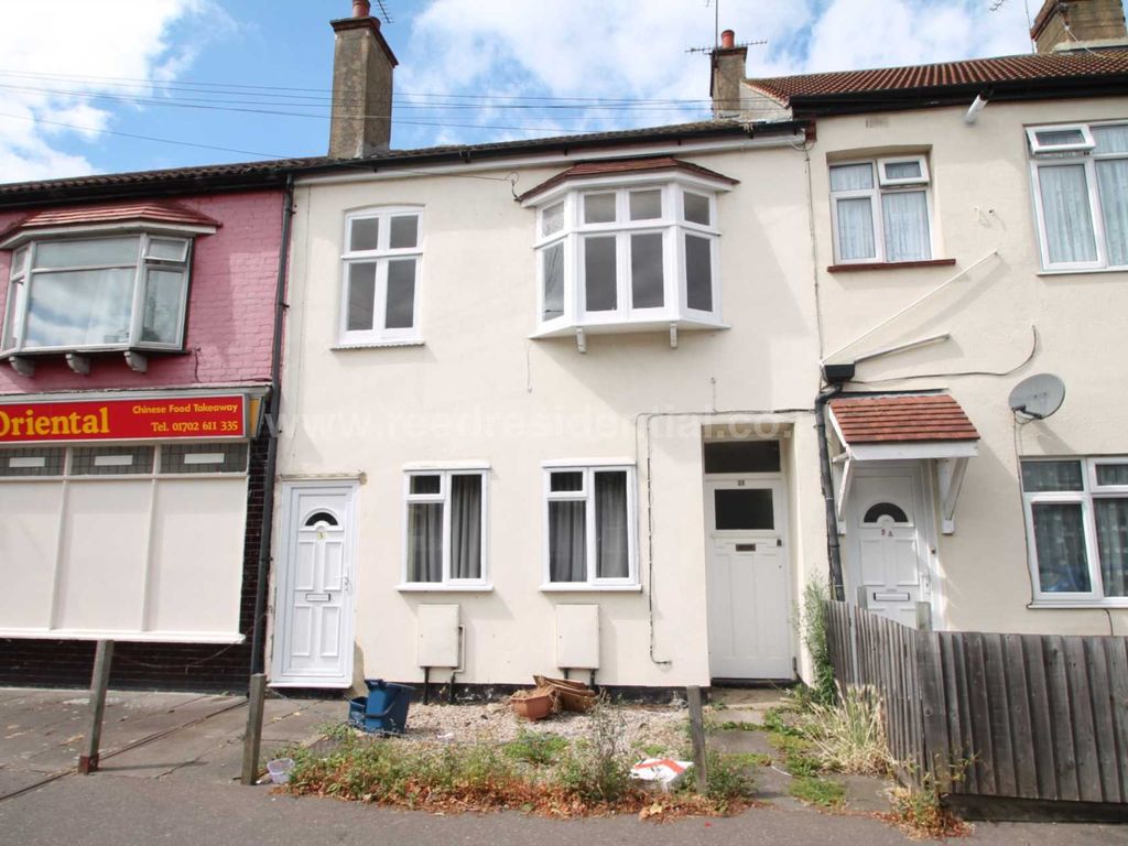 1 bed flat to rent in Lonsdale Road, Southend On Sea SS2, £950 pcm