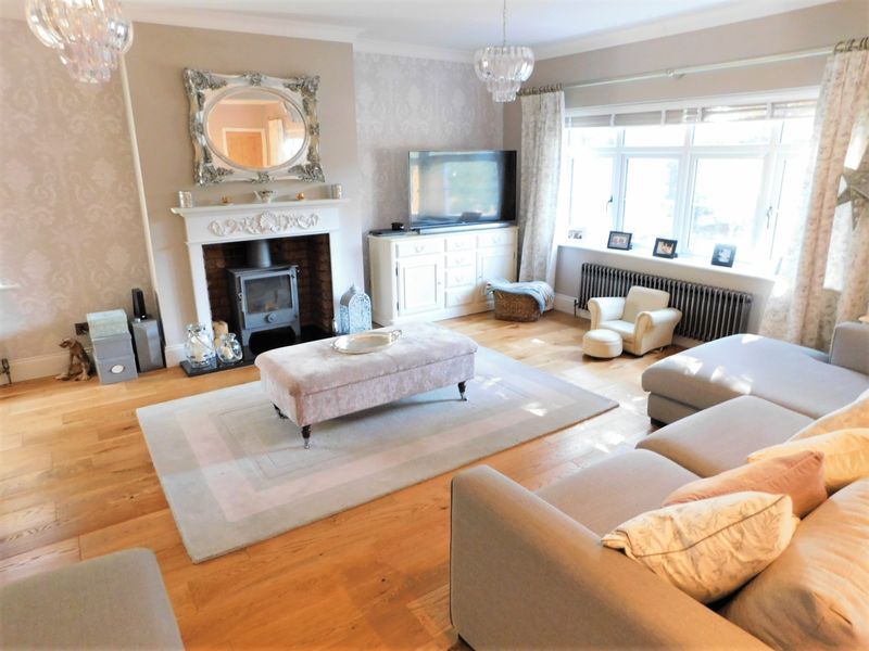 5 bed detached house for sale in Weeping Cross, Stafford, Staffordshire ST17, £885,000