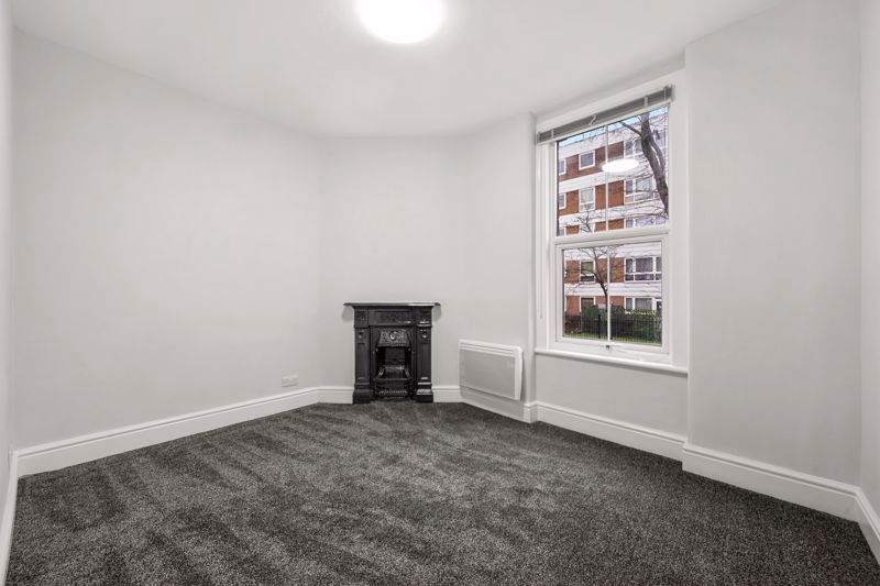1 bed flat to rent in Temple Dwellings, Temple Street, London E2, £1,798 pcm