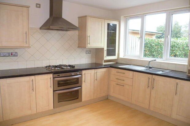 2 bed terraced house to rent in Moss Cottages, Chester CH3, £900 pcm