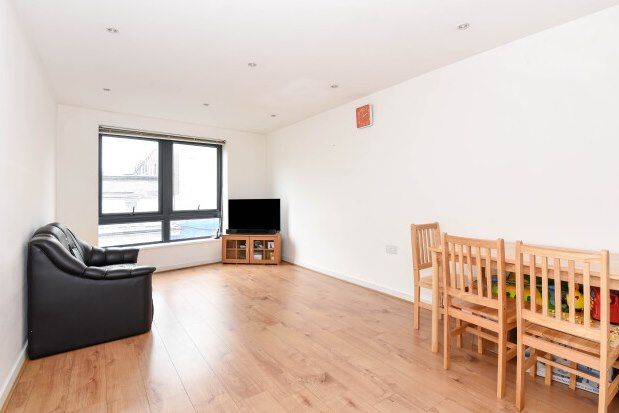 1 bed flat to rent in 1 Bendish Road, London E6, £1,400 pcm