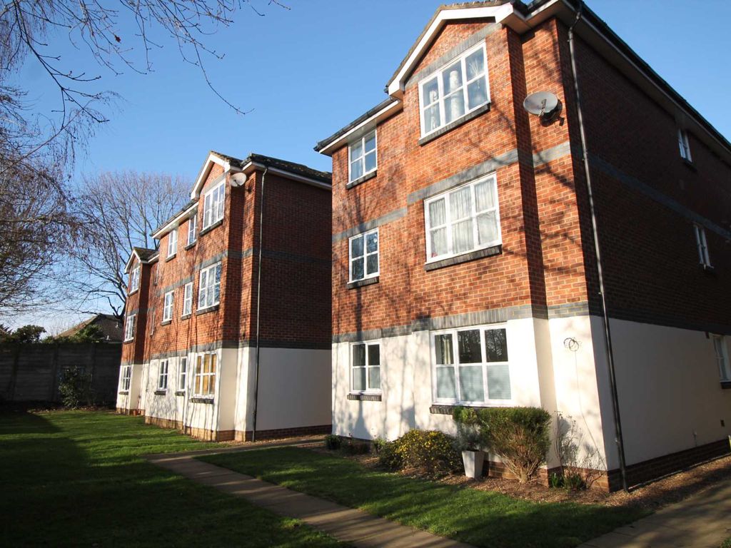 1 bed flat to rent in Malting Way, Isleworth TW7, £1,350 pcm