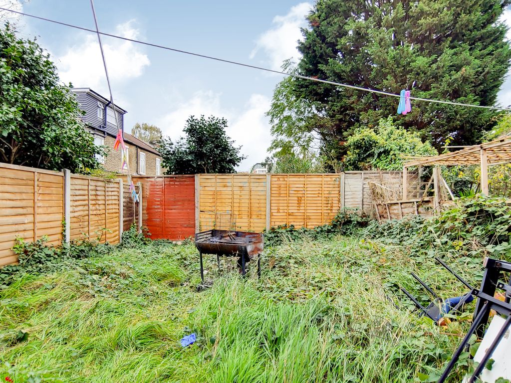 4 bed terraced house for sale in Durham Road, Manor Park E12, £650,000