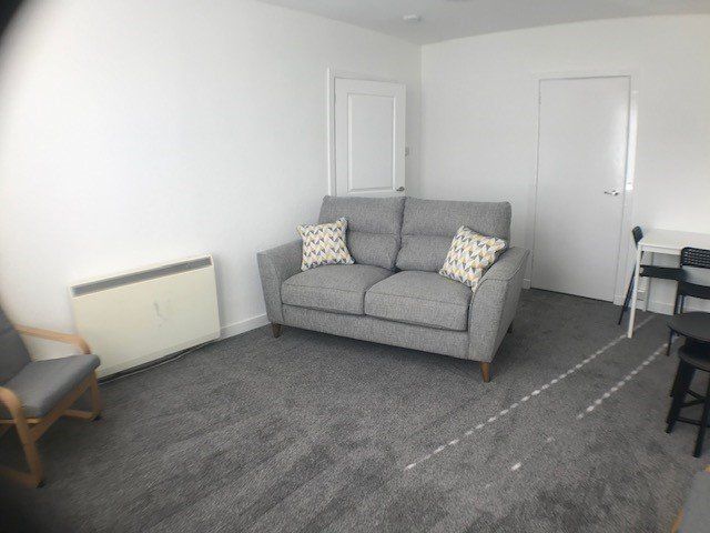 2 bed flat to rent in Middlefield Place, Woodside, Aberdeen AB24, £650 pcm