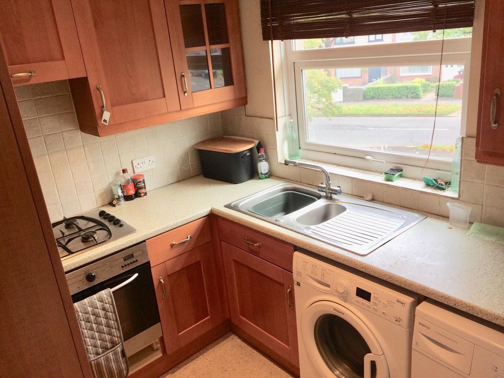 1 bed flat to rent in Quarry Dale, Rumney, Cardiff CF3, £750 pcm