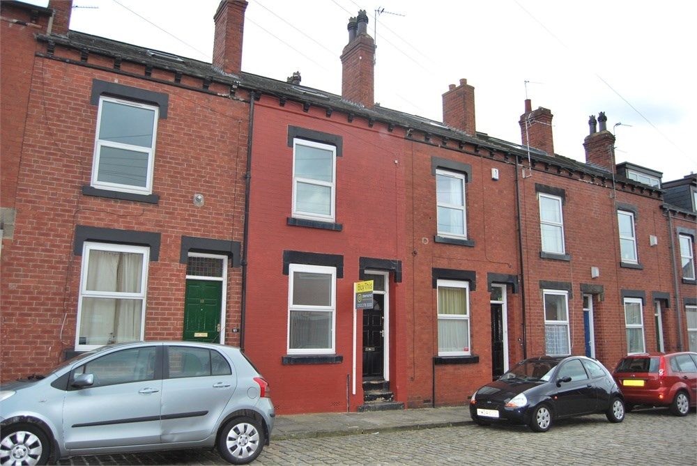 5 bed terraced house to rent in School View, Hyde Park, Leeds LS6, £2,172 pcm