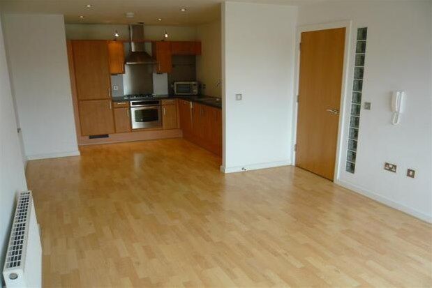 2 bed flat to rent in St. James Quay, Leeds LS10, £1,075 pcm