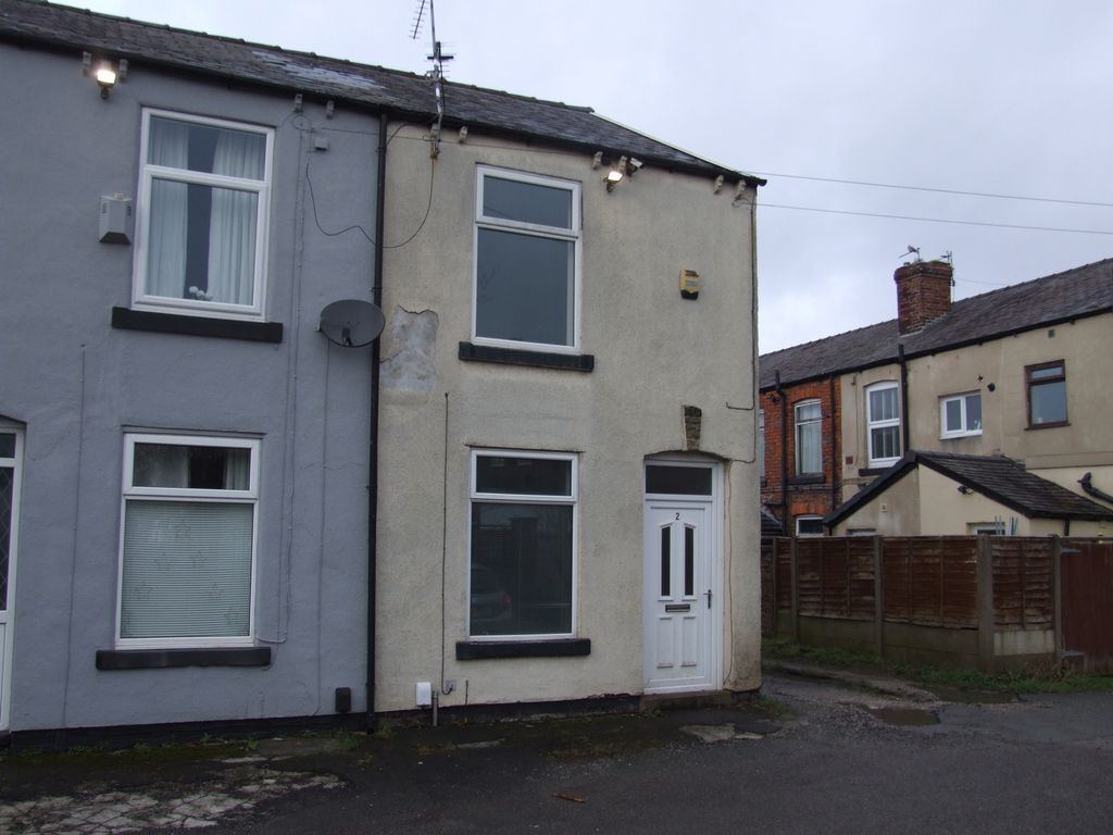 2 bed semi-detached house to rent in Clegg Street, Bredbury SK6, £875 pcm