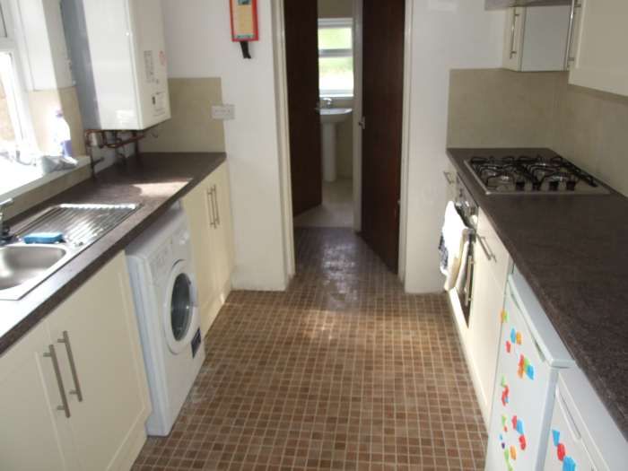 3 bed terraced house to rent in Florentia Street, Cathays, Cardiff CF24, £1,290 pcm