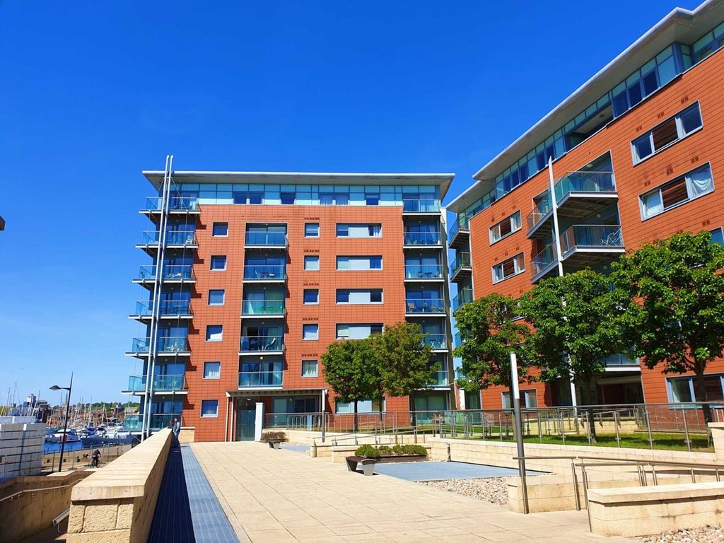 1 bed flat to rent in Anchor Street, Orwell Quay IP3, £720 pcm