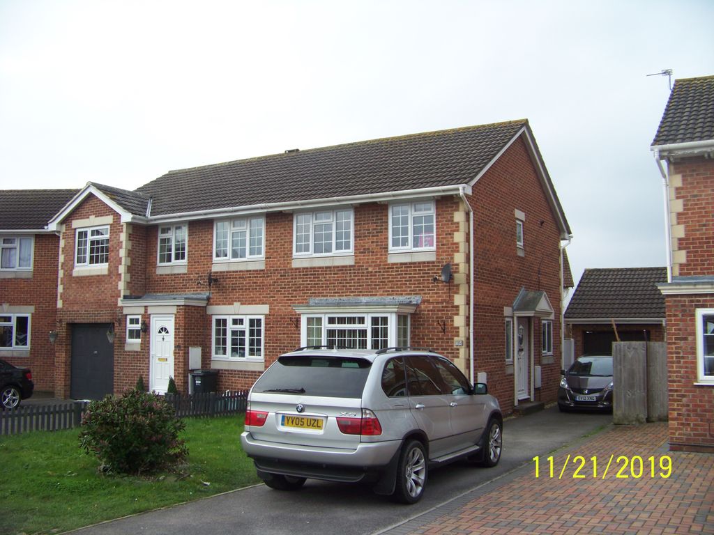 3 bed semi-detached house to rent in 12 Sophia Gardens, Worle, Weston-Super-Mare BS22, £1,300 pcm