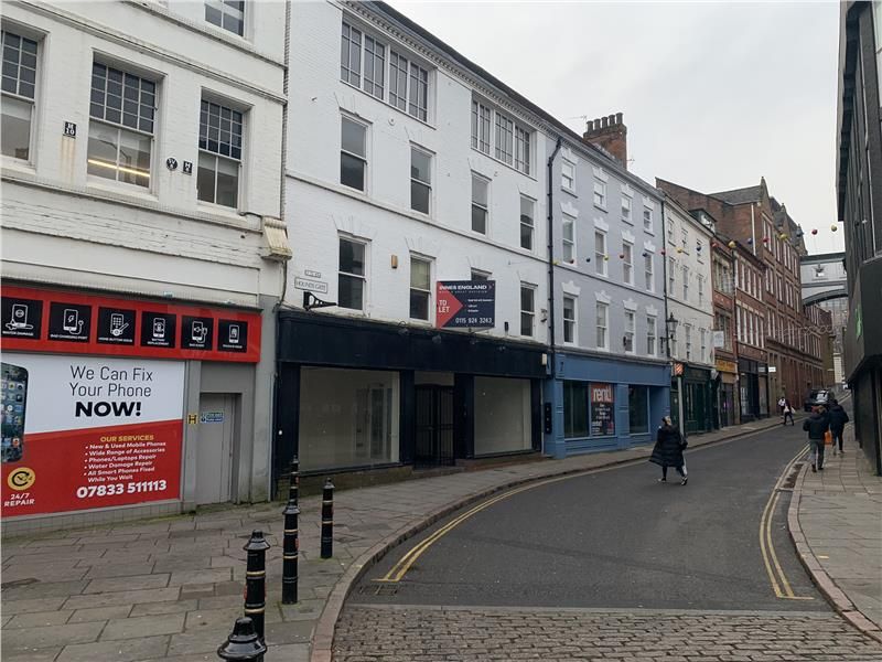 Retail premises to let in Hounds Gate, Nottingham, Nottinghamshire NG1, £27,500 pa