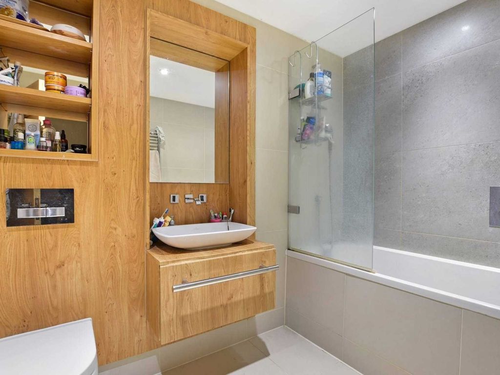 New home, 3 bed town house for sale in Sir Alexander Close, Acton W3, £980,000