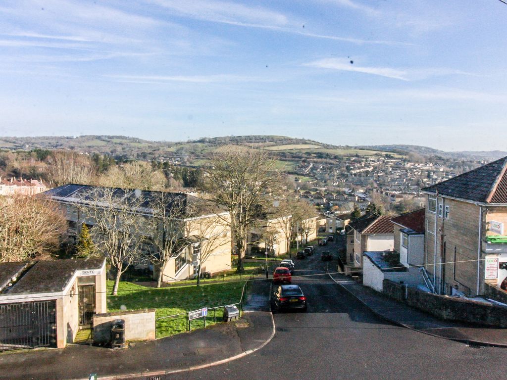 4 bed terraced house to rent in Tyning Terrace, Fairfield Park, Bath BA1, £2,550 pcm