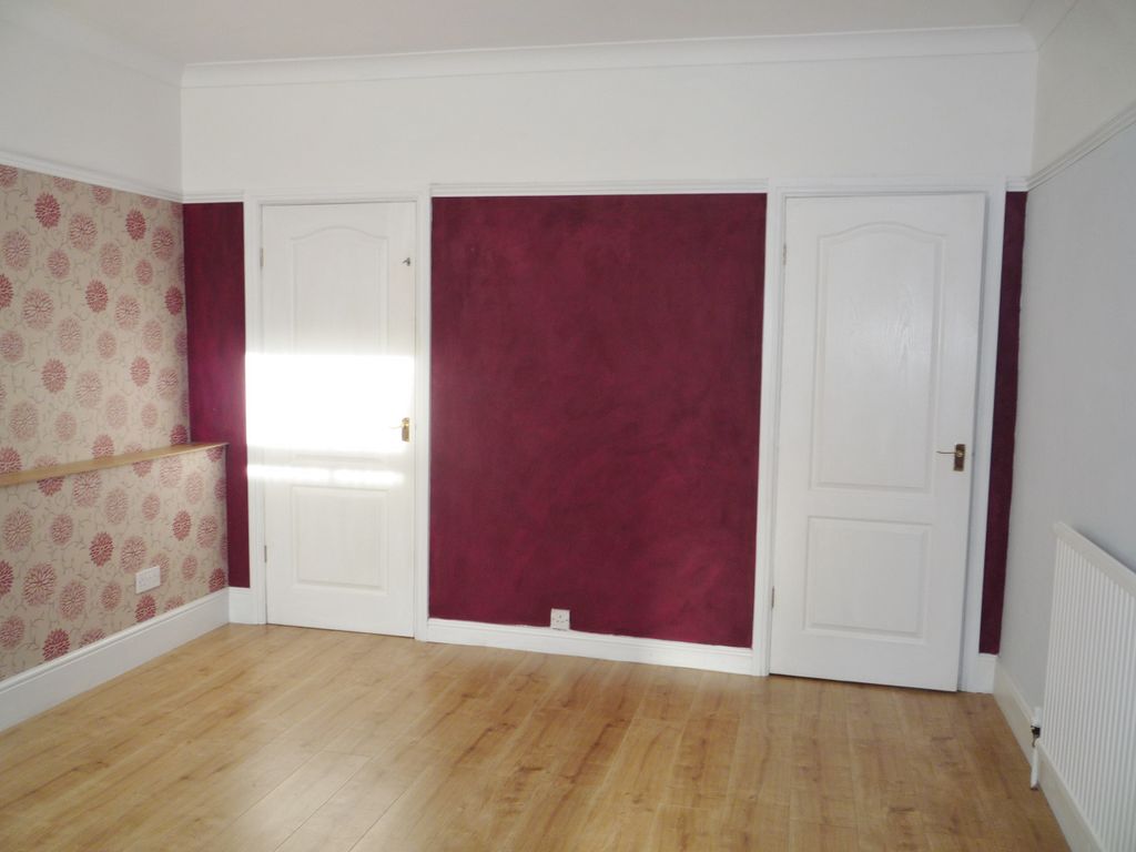 2 bed terraced house to rent in Stanley Road, Chapeltown, Sheffield S35, £700 pcm