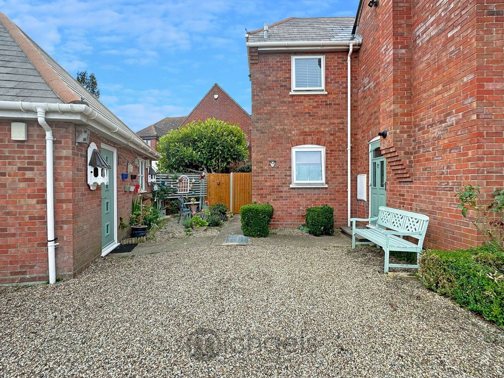 4 bed detached house for sale in The Paddocks, Abberton, Colchester CO5, £550,000