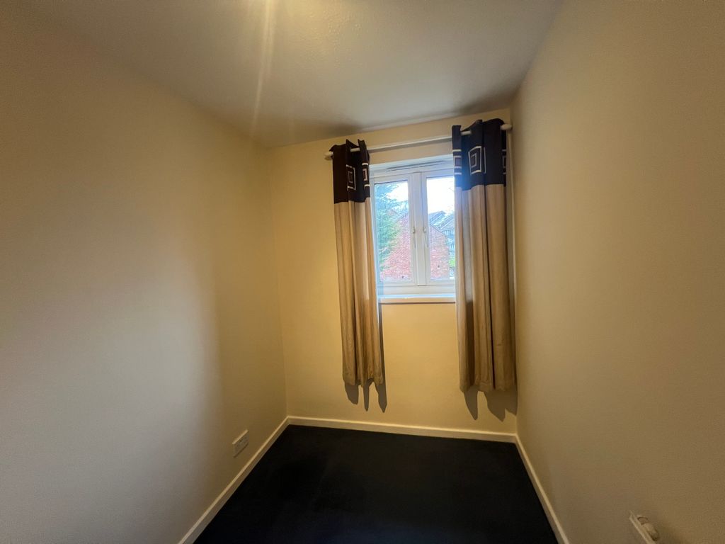 3 bed property to rent in The Hawthorns, Cardiff CF23, £1,000 pcm
