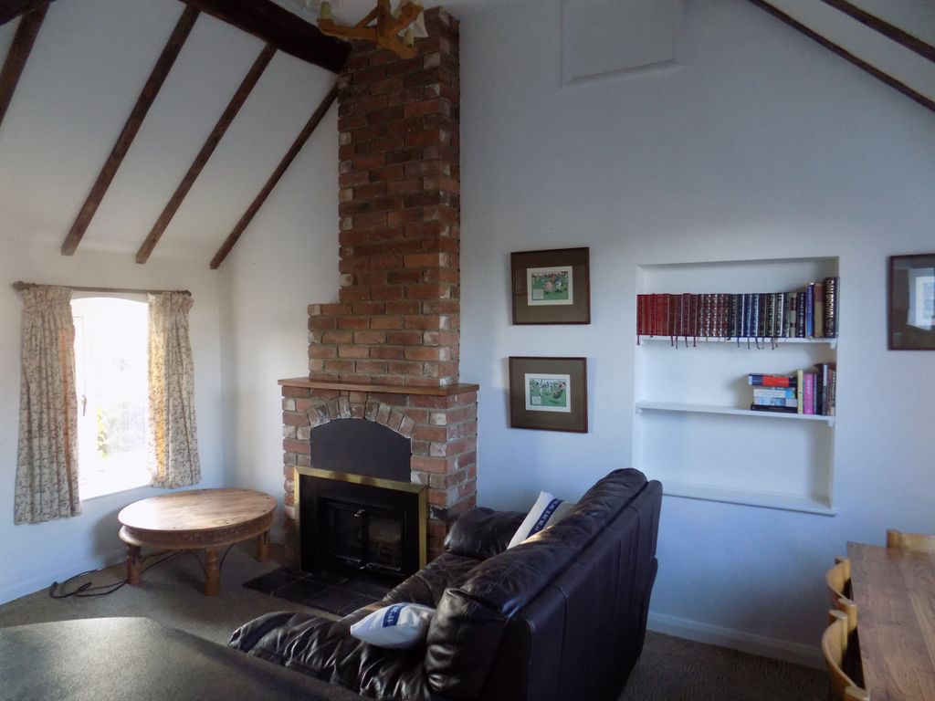 3 bed flat to rent in The Hayloft, Old Boothby Farm, Ashbourne DE6, £1,350 pcm