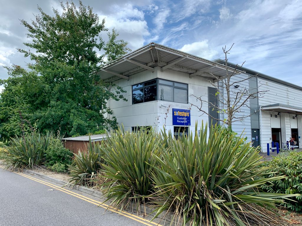 Office to let in North Office, Unit 2, Harbour Gate Business Park, Southampton Road, Portsmouth PO6, £35,000 pa