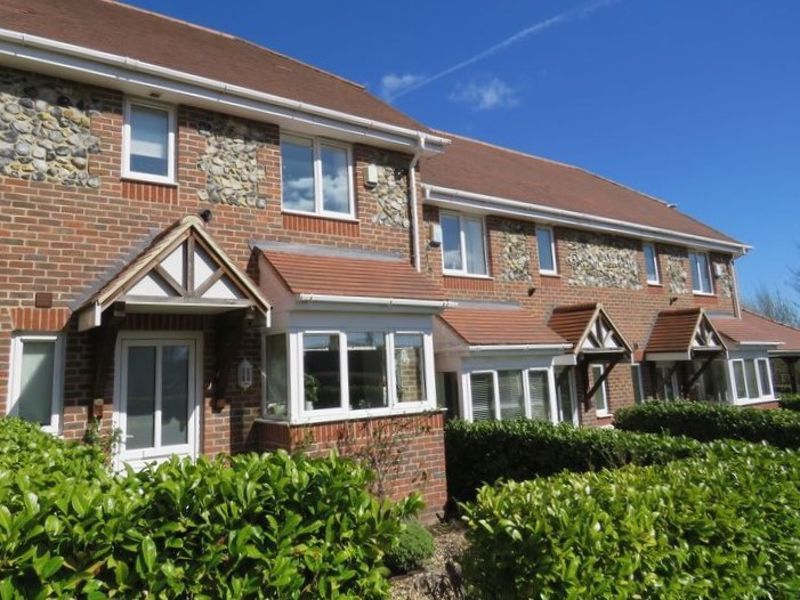 3 bed terraced house for sale in Aspen Place, Maidenhead SL6, £665,000