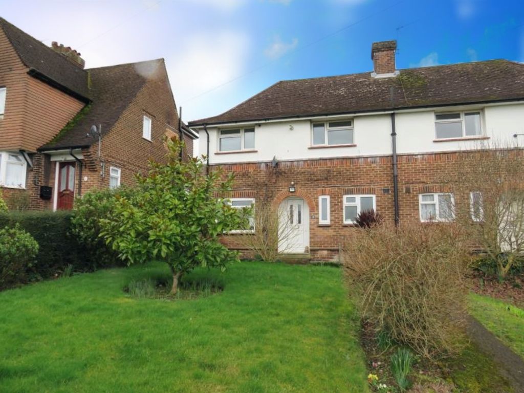 3 bed semi-detached house to rent in Vicarage Lane, East Farleigh, Maidstone ME15, £1,450 pcm