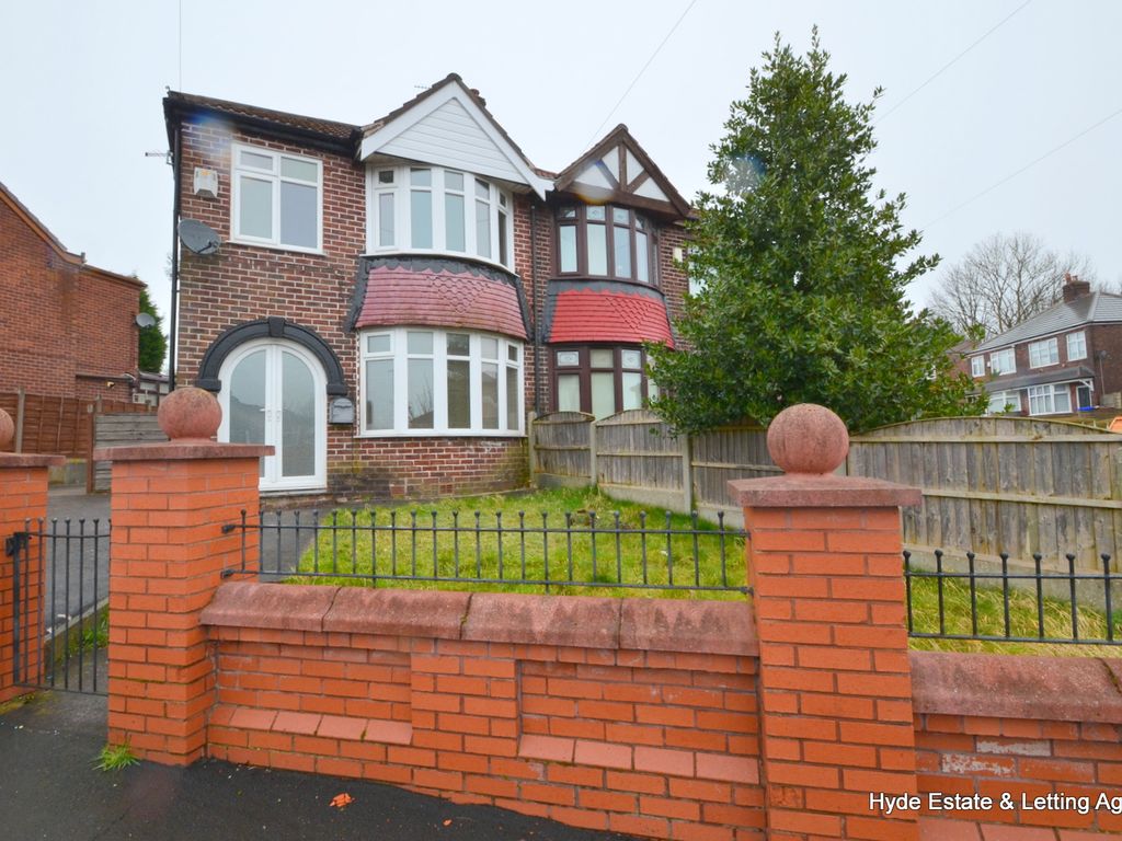 3 bed semi-detached house to rent in Assheton Road, Newton Heath, Manchester M40, £1,150 pcm